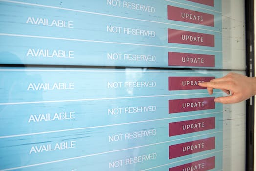 Comment system with optimistic updates